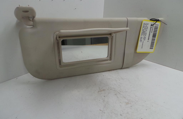 Citroen C4 5-trg. Bj.06 Sonnenblende links mit Spiegel beige